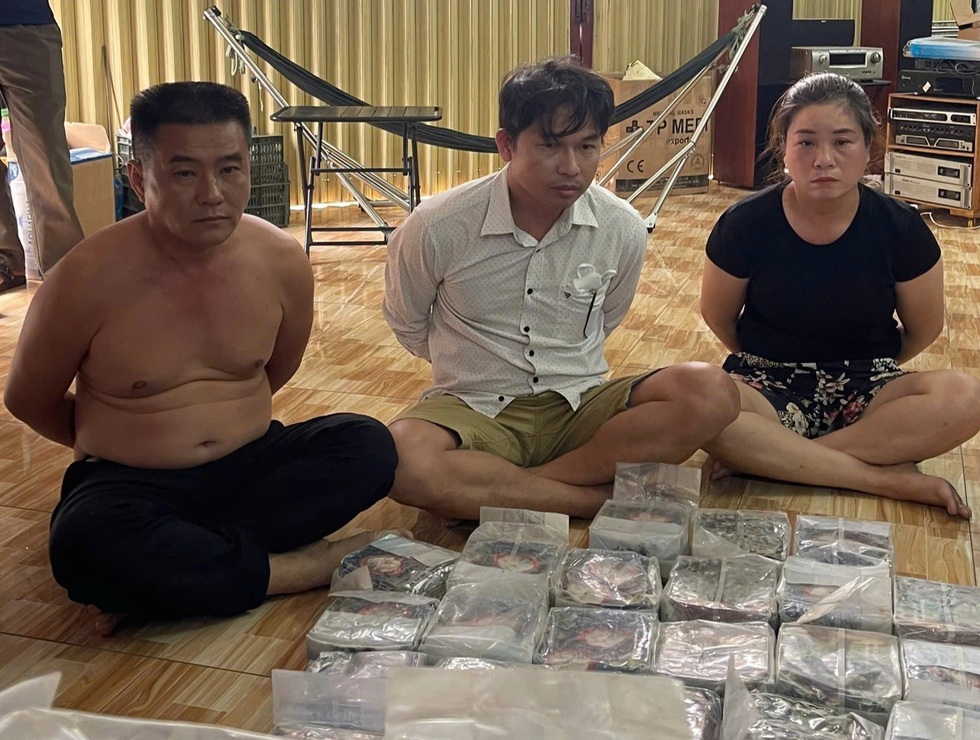 Thủ đoạn của đường dây ma túy 1.500 tỷ đồng vừa bị Bộ Công an triệt phá - 1 Thủ đoạn của đường dây ma túy 1.500 tỷ đồng vừa bị Bộ Công an triệt phá - 1