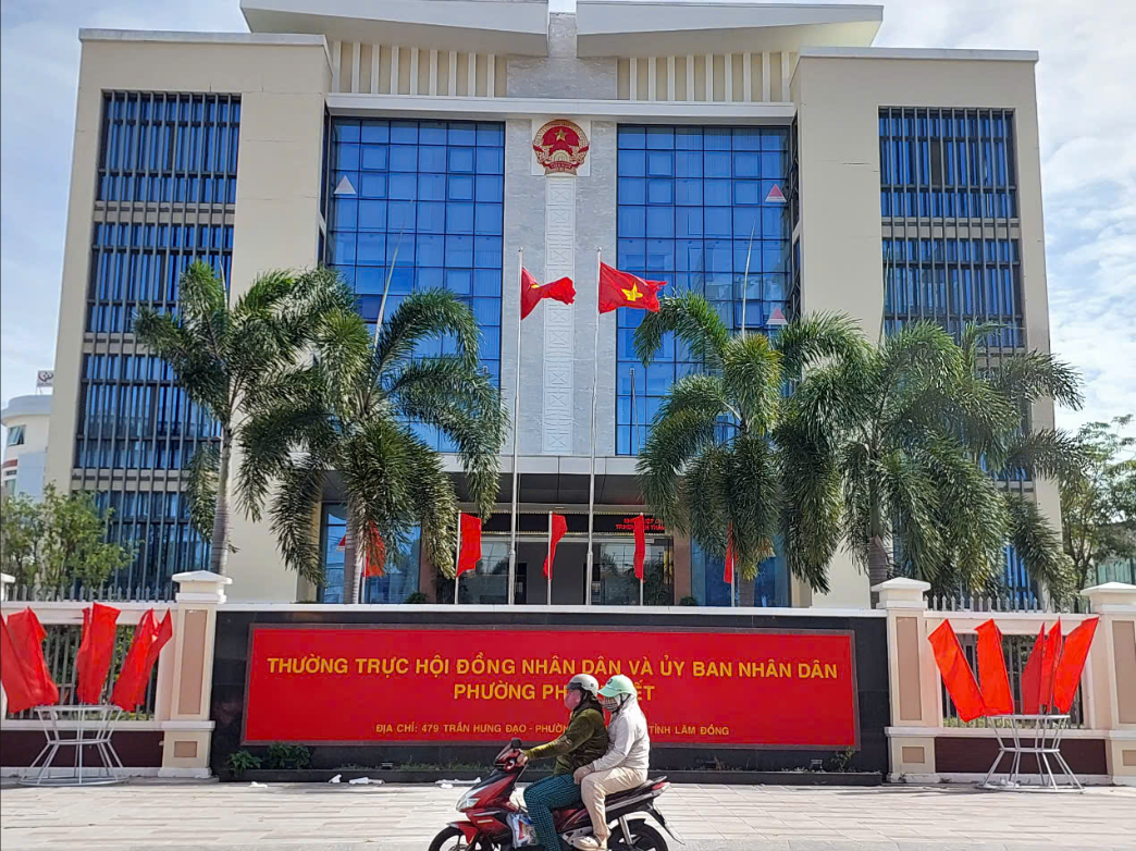 Thu nhập bình quân người dân Phan Thiết đạt gần 3 . 000 USD Sau sáp nhập - Ảnh 1. Thu nhập bình quân người dân Phan Thiết đạt gần 3 . 000 USD Sau sáp nhập - Ảnh 1.