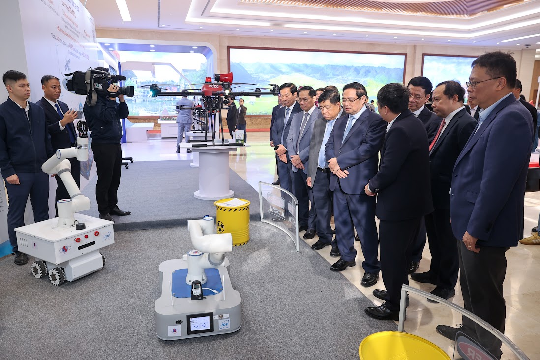 Thủ tướng: Chúng ta đang đứng ở đâu trong chuỗi giá trị công nghệ toàn cầu? - Ảnh 1.