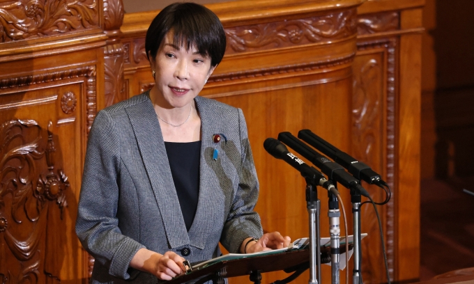 Thủ tướng Nhật Bản Sanae Takaichi phát biểu trong phiên họp toàn thể của Thượng viện Nhật ở Tokyo ngày 3/12. Ảnh: AFP