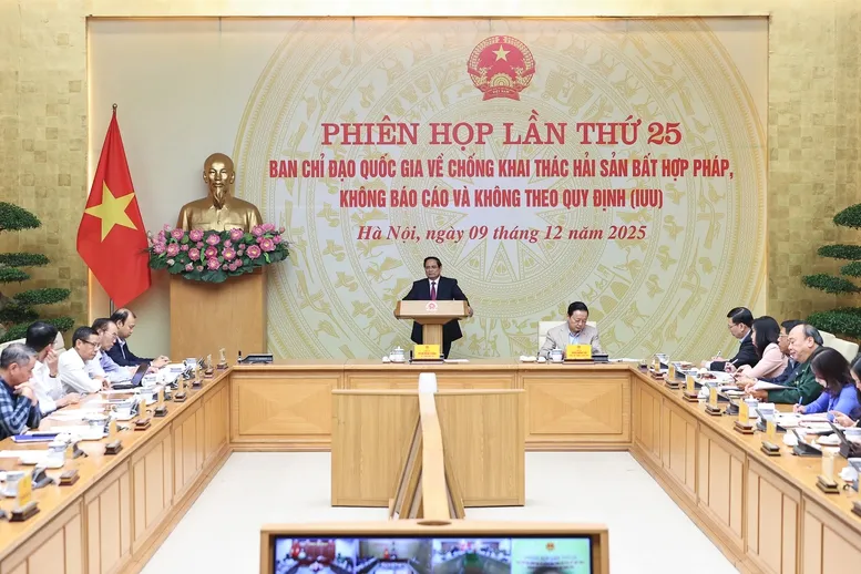Thủ tướng Phạm Minh Chính chủ trì Phiên họp lần thứ 25 của Ban Chỉ đạo Quốc gia về chống khai thác hải sản bất hợp pháp, không báo cáo và không theo quy định (IUU) - Ảnh: VGP/Nhật Bắc Thủ tướng Phạm Minh Chính chủ trì Phiên họp lần thứ 25 của Ban Chỉ đạo Quốc gia về chống khai thác hải sản bất hợp pháp, không báo cáo và không theo quy định (IUU) - Ảnh: VGP/Nhật Bắc