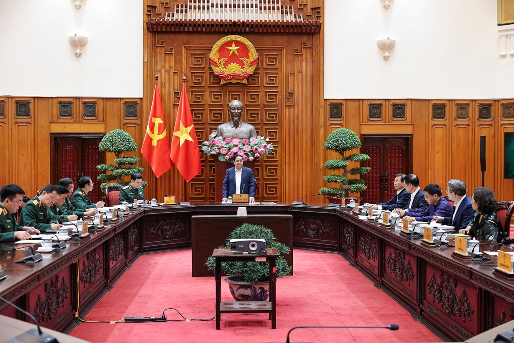 Thủ tướng: “Quyết tâm nghiên cứu, sản xuất vũ khí tiên tiến, hiện đại” - 1