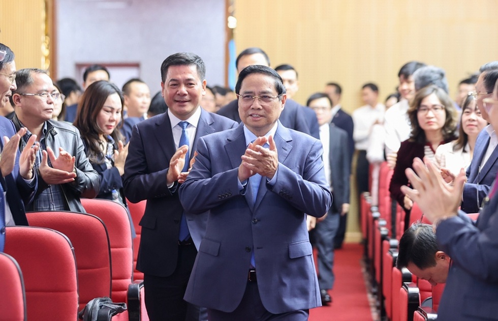 Thủ tướng: Vượt khó chưa từng có, ngành Công Thương tạo nhiều dấu ấn - 1