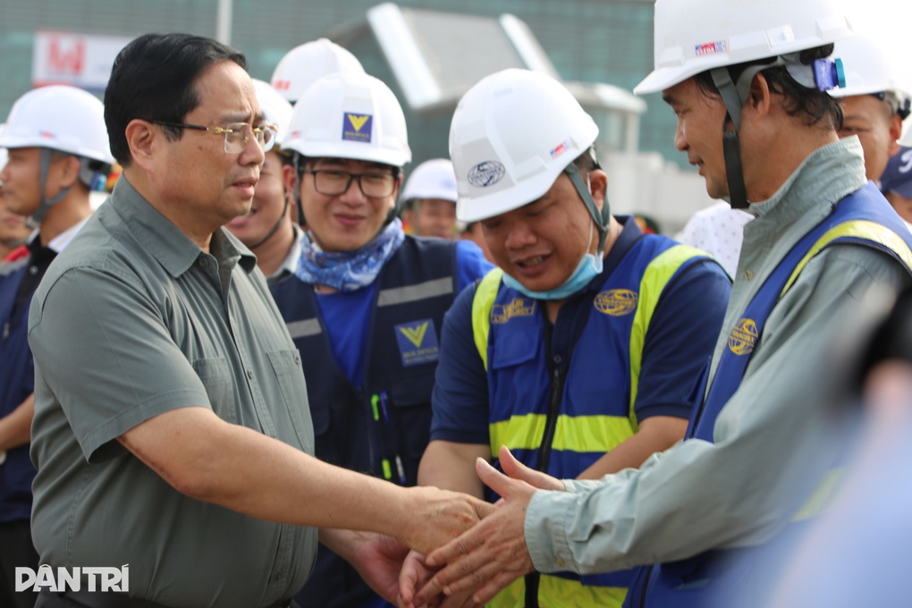 Thủ tướng kiểm tra sân bay Long Thành trước ngày đón chuyến bay đầu tiên - 1