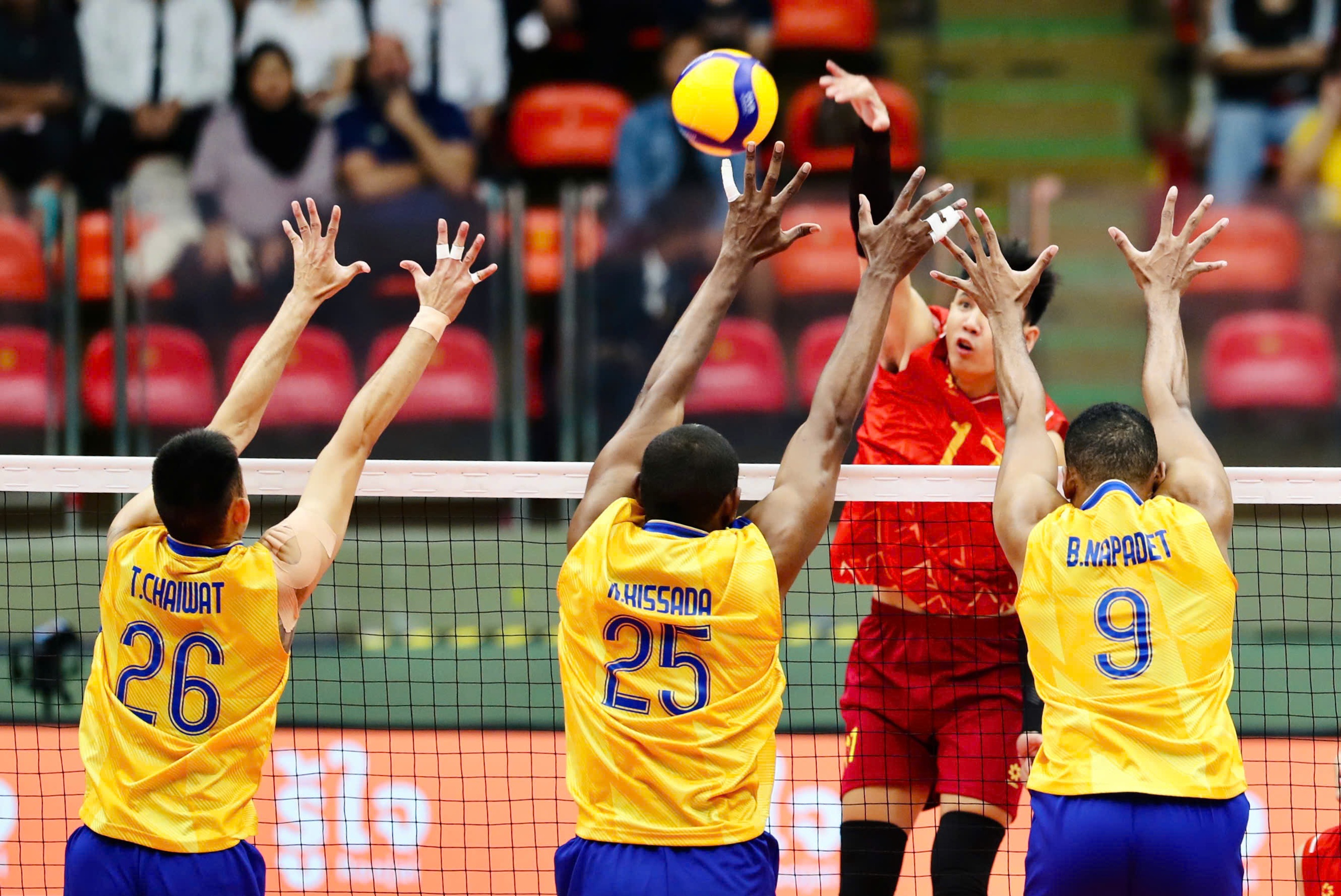 Thua Thái Lan 0-3, bóng chuyền nam Việt Nam xếp nhì bảng A SEA Games 33 1 Bóng chuyền nam - Ảnh 1.