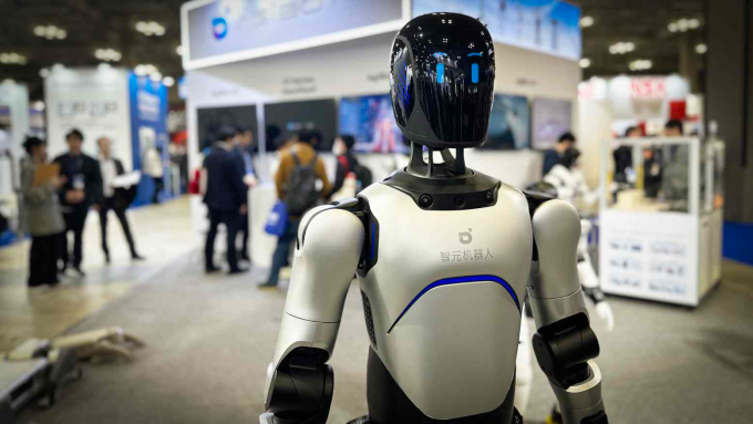 Một mẫu robot hình người của Agibot. Ảnh: Agibot