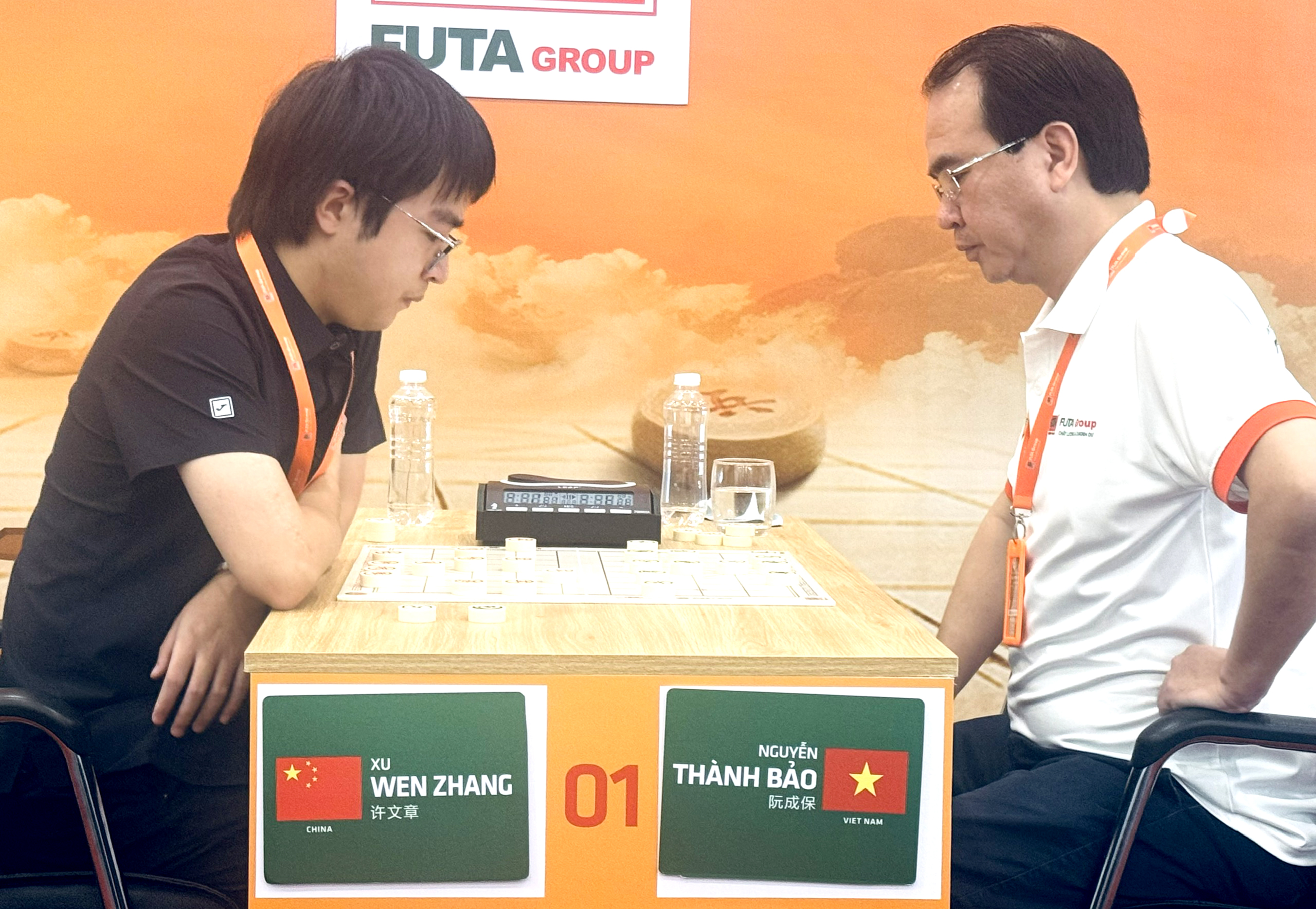 Tieu tuong Hua Van Chuong doat Cup Phuong Trang