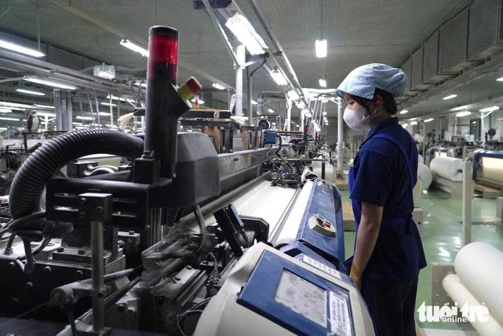 Tin tức sáng 29-12: Người lao động đi làm dịp Tết dương lịch được hưởng lương thưởng ra sao? - Ảnh 1.