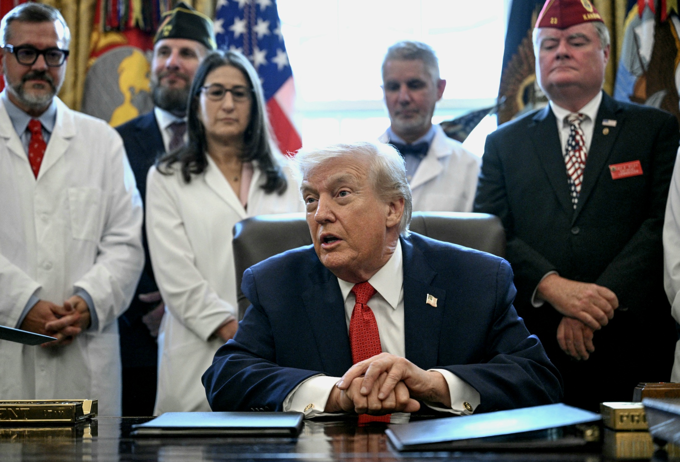 Tin tức thế giới 19-12: Ông Trump hối Ukraine hành động gấp; Nga đưa tên lửa Oreshnik đến Belarus 1 Tin tức thế giới 19-12: Ông Trump hối Ukraine hành động gấp; Nga đưa tên lửa Oreshnik đến Belarus - Ảnh 1.