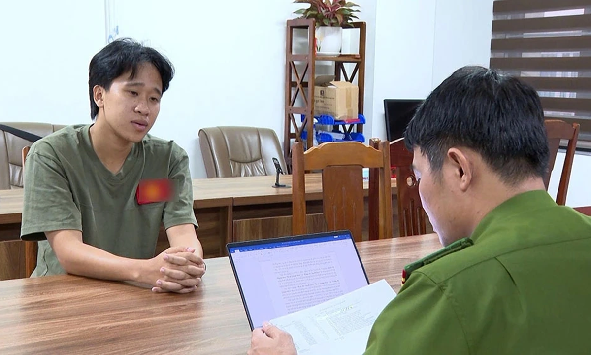 Tình tiết mới vụ án chủ kênh Fanpage "Hà và Việt Nam" chiếm đoạt tiền từ thiện 1 Tình tiết mới vụ án chủ kênh Fanpage