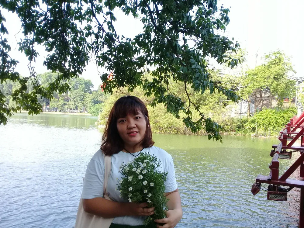 Tác giả trong một lần đi du lịch. Ảnh: NVCC