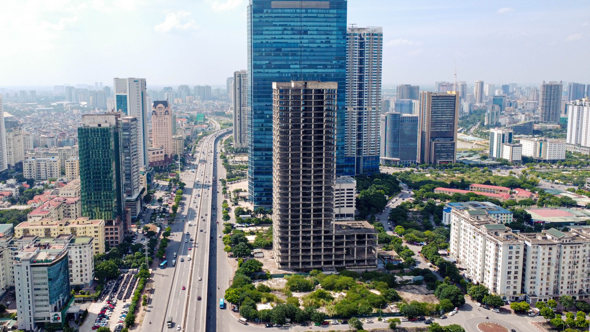 Tòa nhà nghìn tỉ 'đắp chiếu' 10 năm, truy tố cựu chủ tịch, tổng giám đốc VICEM- Ảnh 1.