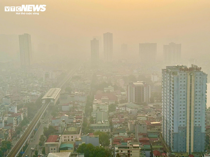 Tối nay, Hà Nội ô nhiễm nhất thế giới, chỉ số cao gấp 35 lần chuẩn WHO- Ảnh 1.
