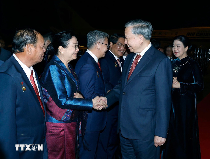 Tổng Bí thư Tô Lâm và Phu nhân kết thúc tốt đẹp chuyến thăm cấp Nhà nước tới Lào - Ảnh 1.