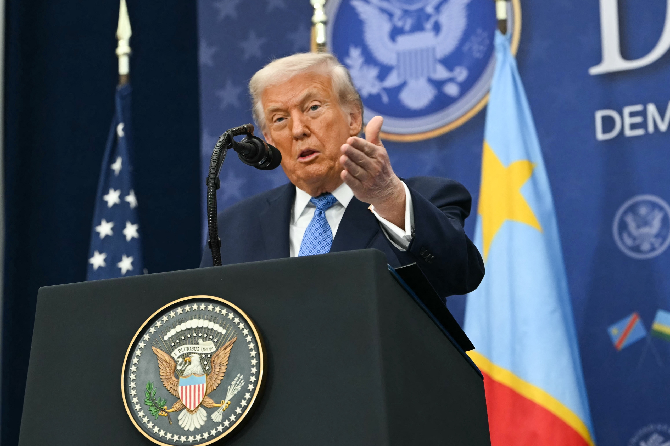 Tổng thống Trump vừa công bố Chiến lược An ninh quốc gia quan trọng 1 Có gì trong Chiến lược An ninh quốc gia của Tổng thống Trump vừa công bố? - Ảnh 1.