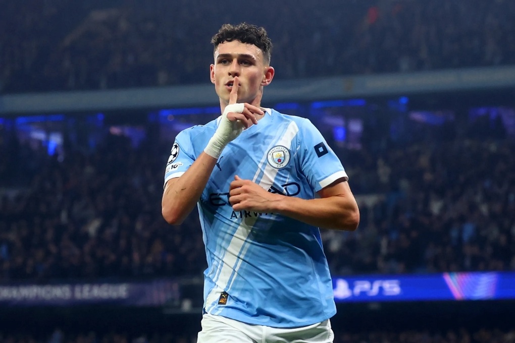 Top 10 cầu thủ mất giá thê thảm nhất bóng đá thế giới năm 2025 - 1