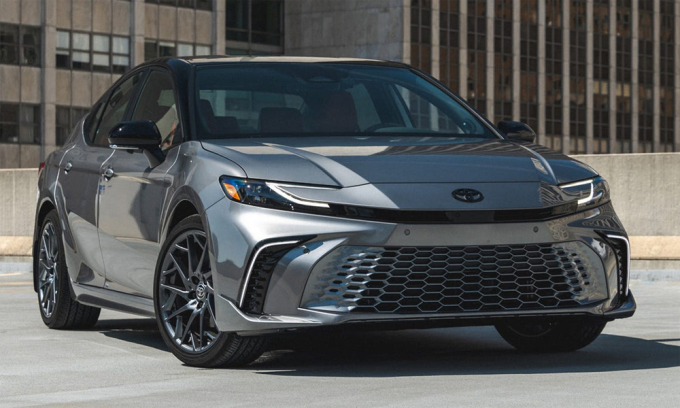 Toyota Camry tại Mỹ, với động cơ 2.5 HEV. Ảnh: Toyota