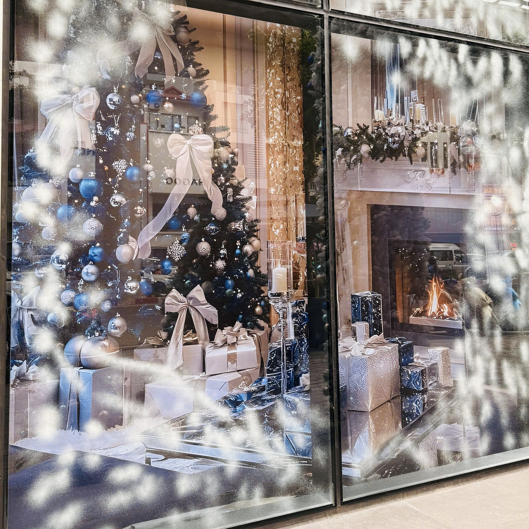 Trải nghiệm không gian Giáng sinh đậm chất Châu Âu tại PNJ NEXT- Ảnh 1.