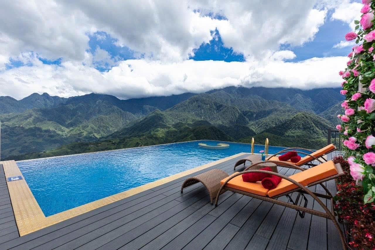 Trải nghiệm view núi chưa từng có tại bể bơi vô cực Pistachio- Ảnh 1. Trải nghiệm view núi chưa từng có tại bể bơi vô cực Pistachio- Ảnh 1.