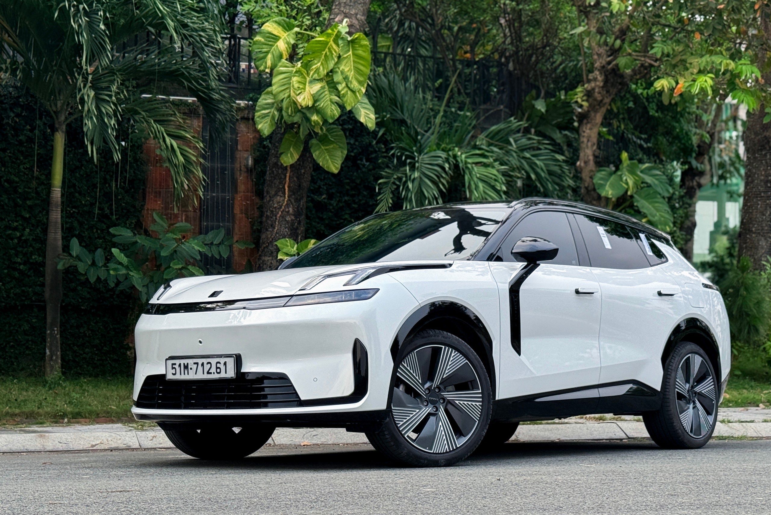 Trải nghiệm xe Lynk & Co 08 chiếc SUV PHEV sang xịn và mịn - Ảnh 1.