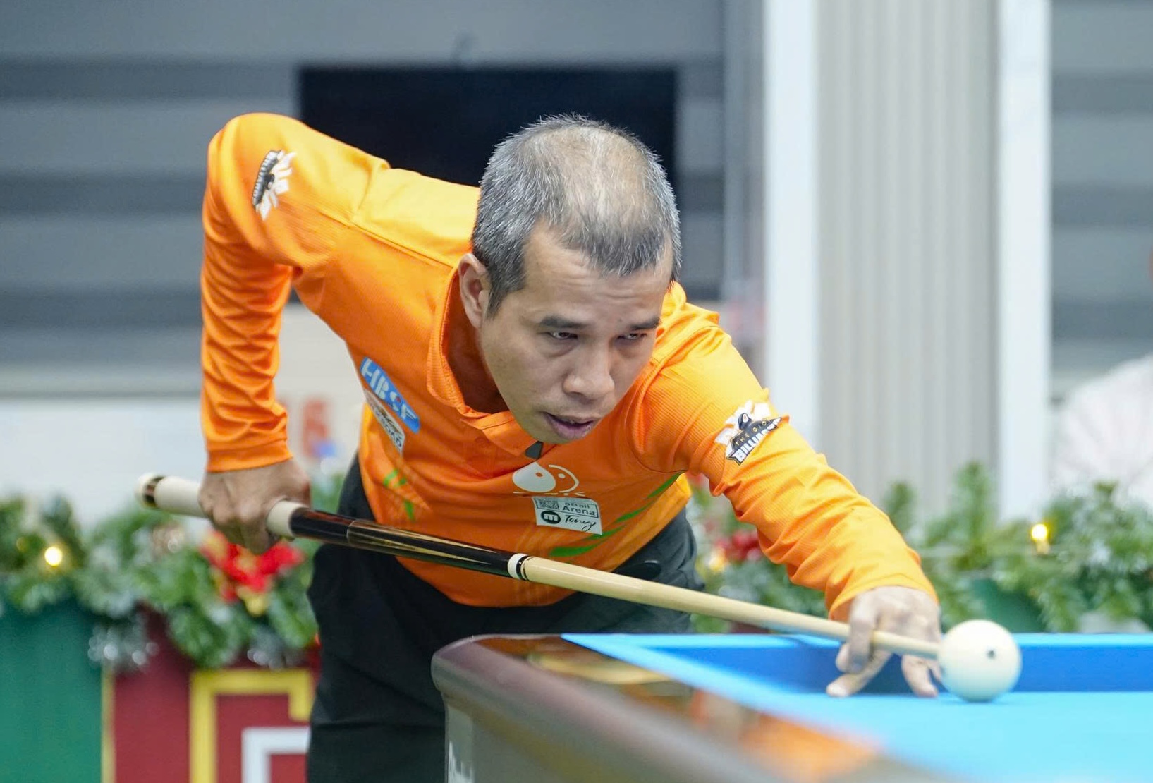 Billiards: Trần Quyết Chiến tung sê-ri lớn, giành lại ngôi nhất bảng- Ảnh 1.