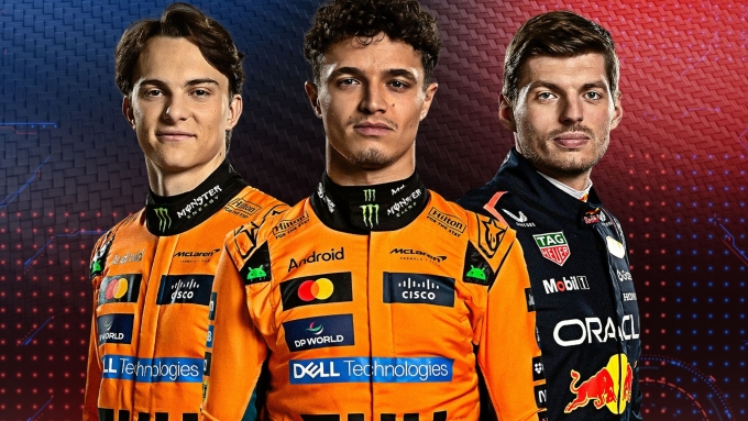Norris (giữa) đang có nhiều cơ hội hơn cả để thắng đồng đội Piastri (trái) và nhà ĐKVĐ Verstappen trong cuộc đua tranh ngôi vô địch F1 2025. Ảnh: Sky Sports