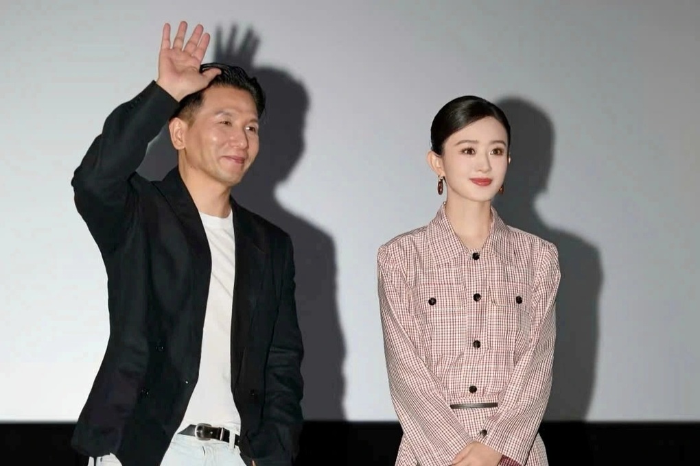 Triệu Lệ Dĩnh chia tay bạn trai tin đồn, người hâm mộ thở phào nhẹ nhõm - 1