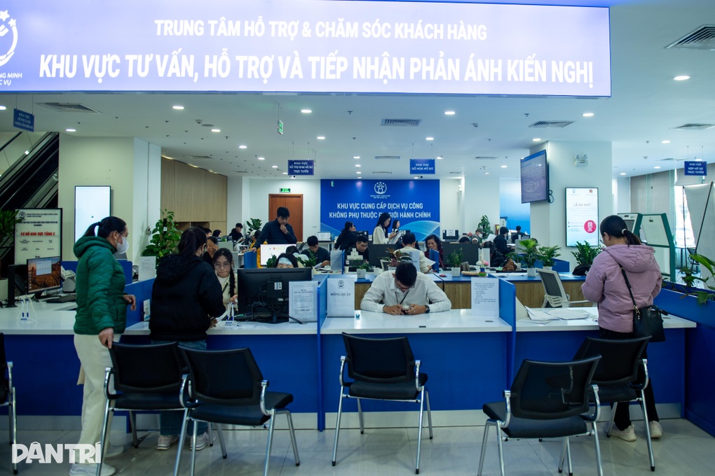 Trình Bộ Chính trị đề án tiền lương, phụ cấp của cán bộ, công chức - 1