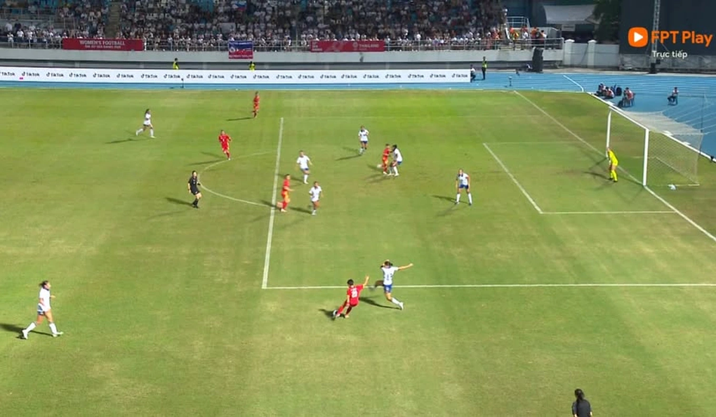 Trọng tài thổi oan tuyển nữ Việt Nam ở SEA Games được phong cấp FIFA? - 2