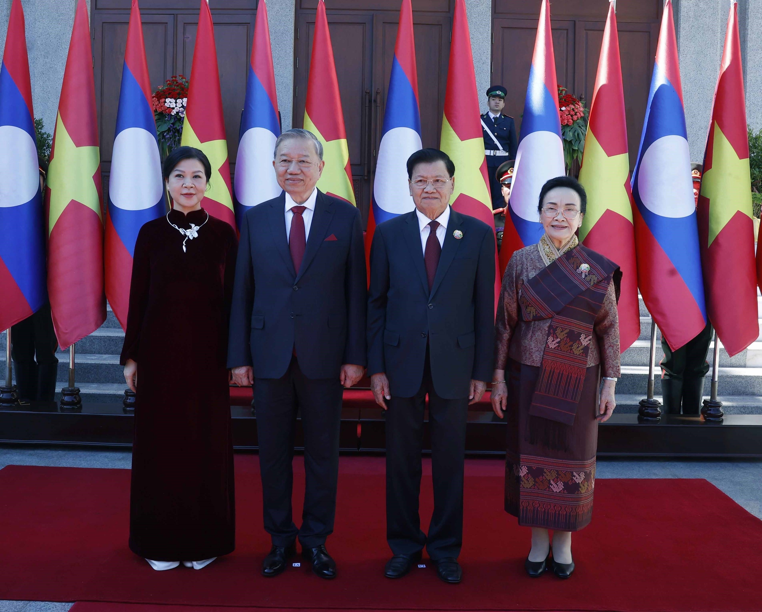 Lễ đón chính thức Tổng Bí thư Tô Lâm thăm cấp Nhà nước tới Lào - Ảnh 3.