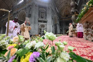 Chùm ảnh đón Lễ Phục sinh ở Vatican, Nga, Ukraine,…