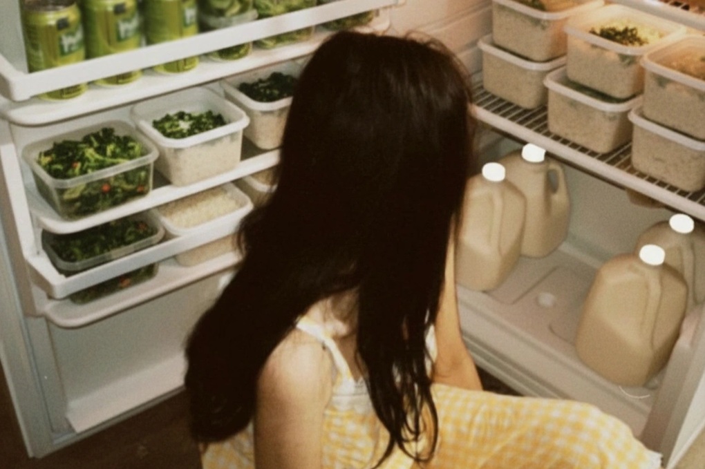 Trung Quốc: Cô gái 27 tuổi bị ung thư dạ dày vì 3 món hay trữ trong tủ lạnh - 1