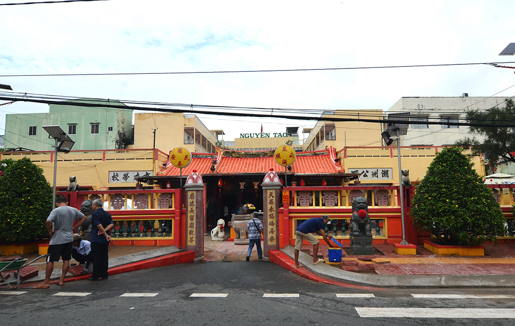 Chuyện xưa tích cũ xứ Cà Mau: Truyền thuyết miếu Bà Thiên Hậu- Ảnh 1. Chuyện xưa tích cũ xứ Cà Mau: Truyền thuyết miếu Bà Thiên Hậu- Ảnh 1.