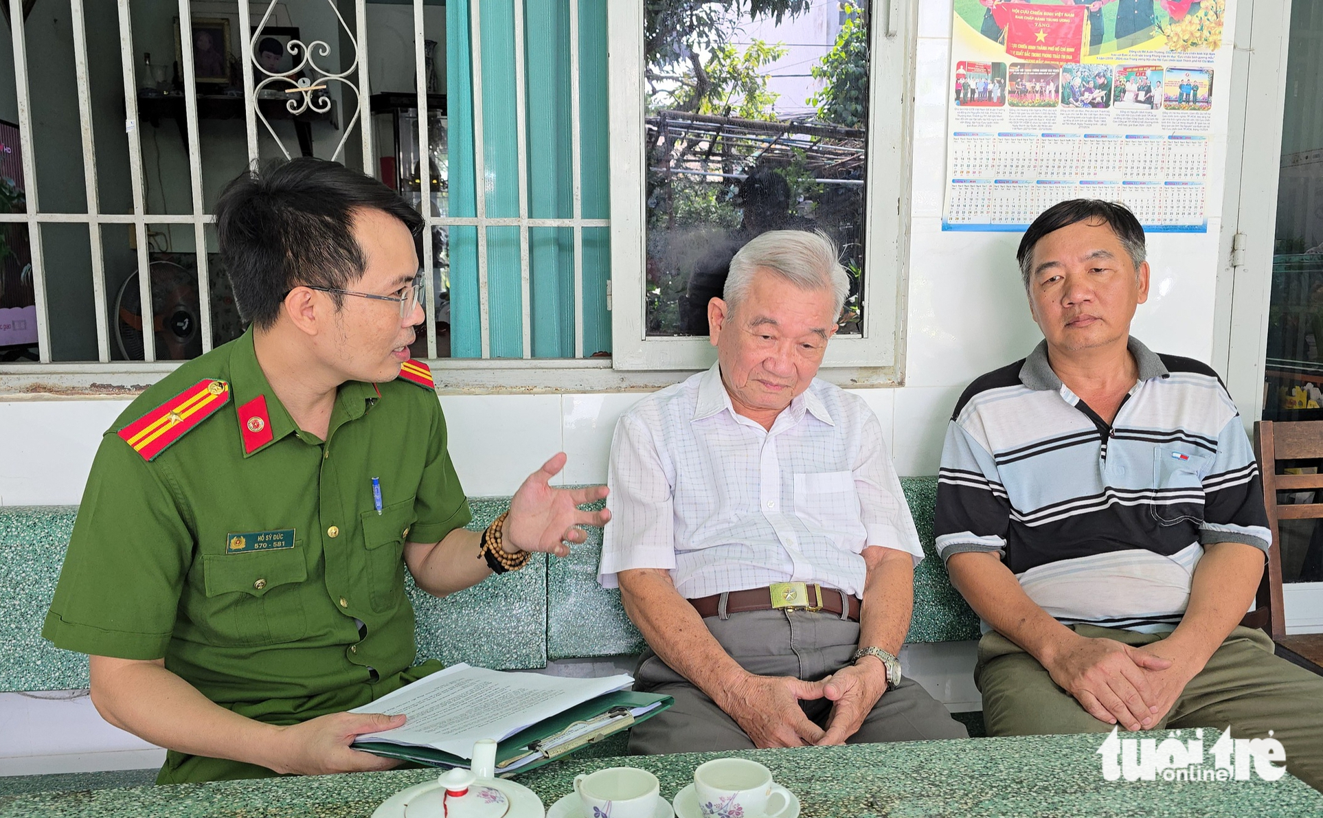 hát karaoke - Ảnh 1.