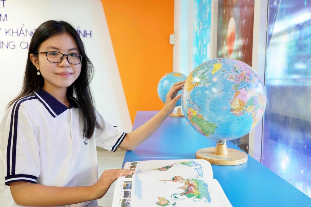 Tuyển sinh 2026: Nhiều ĐH đổi mới tổ hợp, “xóa sổ” khối thi truyền thống - 1