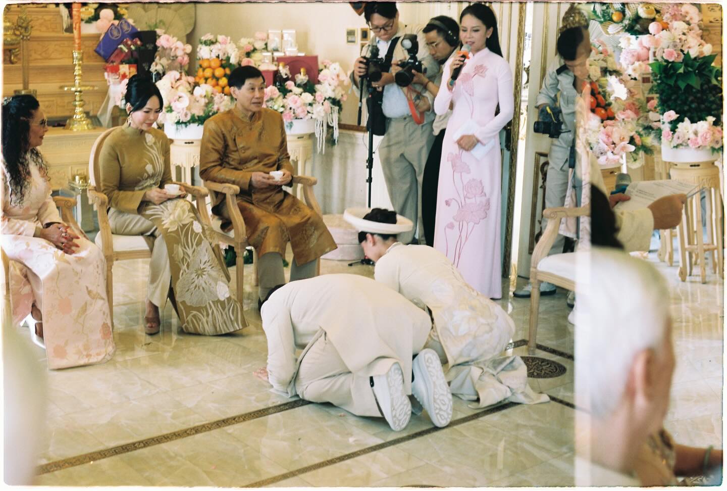 Tỷ phú Johnathan Hạnh Nguyễn tổ chức siêu đám cưới cho con gái: Nhận xét từ truyền thông quốc tế 4 Ty phu Johnathan Hanh Nguyen to chuc sieu dam cuoi