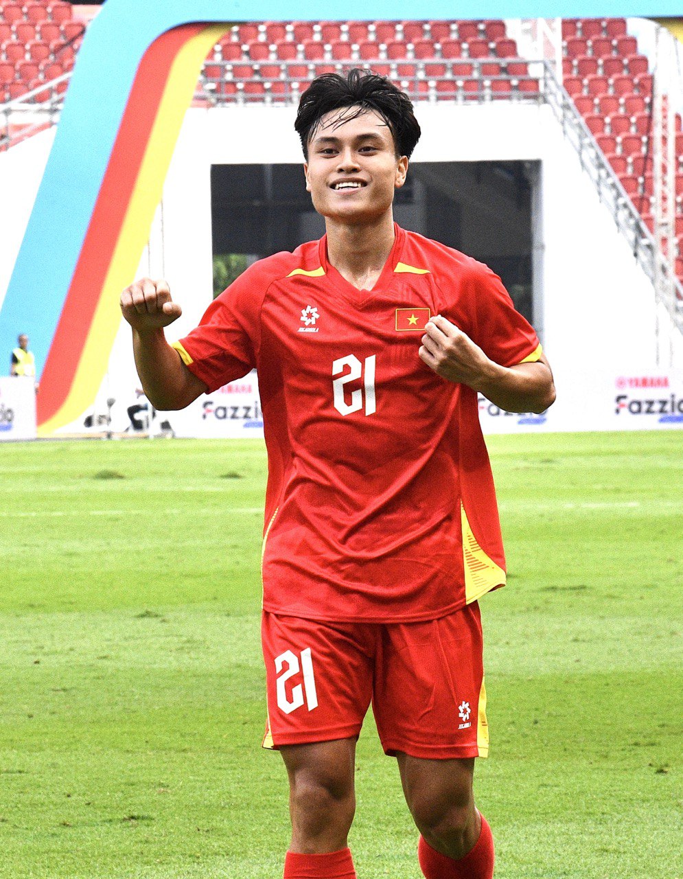 U22 Việt Nam thắng dễ Malaysia giành quyền vào bán kết SEA Games 33- Ảnh 1.