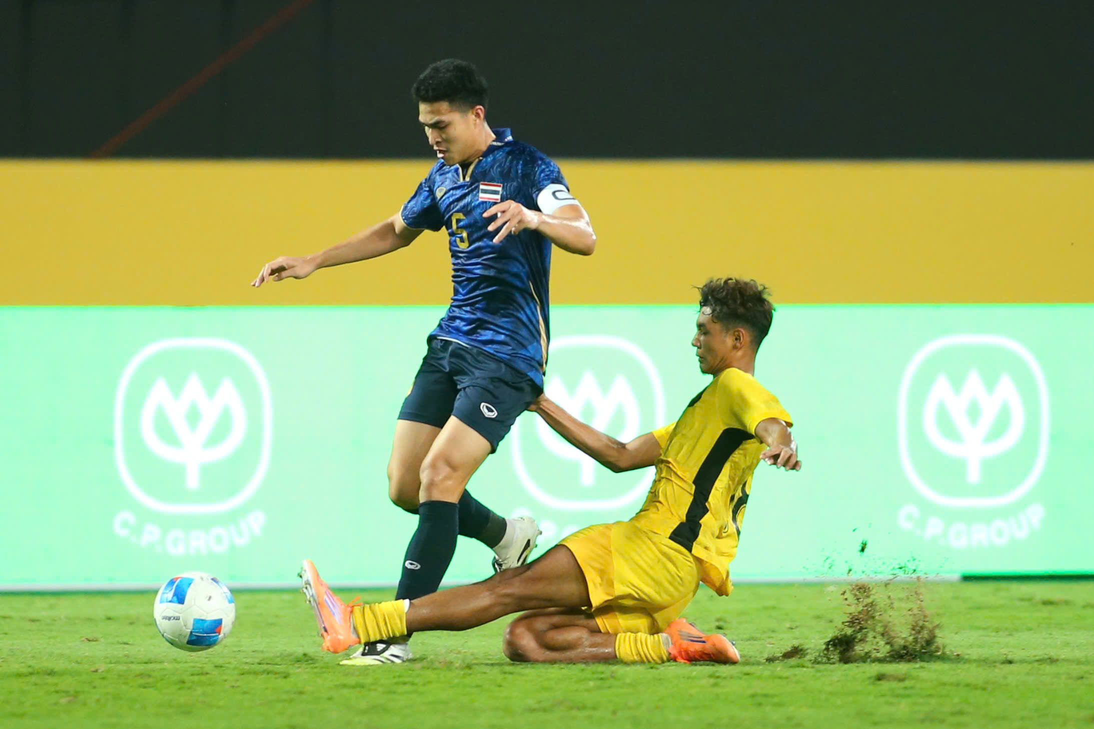 HLV U.23 Thái Lan ‘tung hỏa mù’ trước giải châu Á, U.23 Trung Quốc dễ mắc bẫy - Ảnh 1.