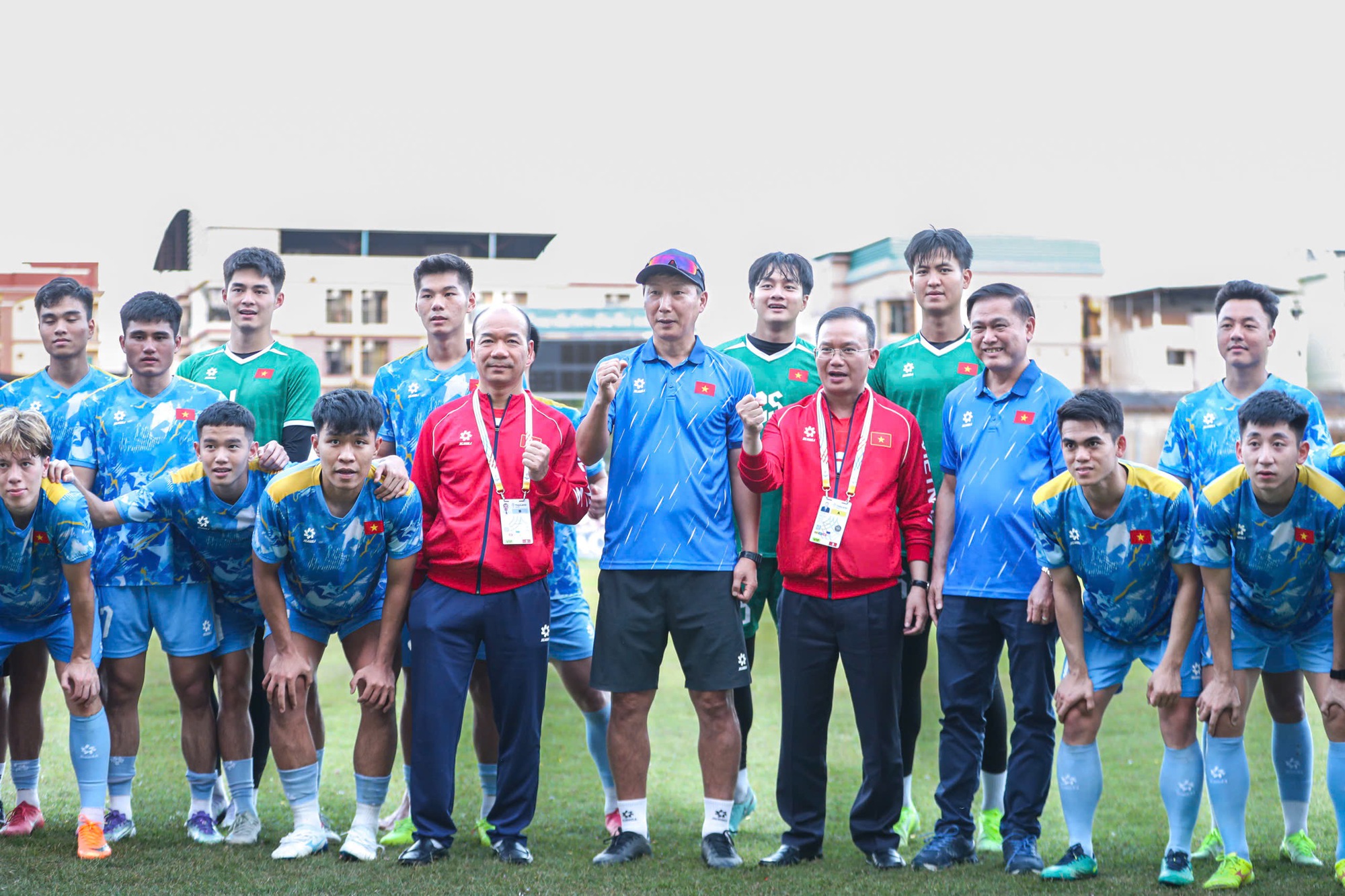 U.23 Việt Nam khó xuất hiện ở lễ khai mạc SEA Games 33 ngày 9.12, tại sao?- Ảnh 1.