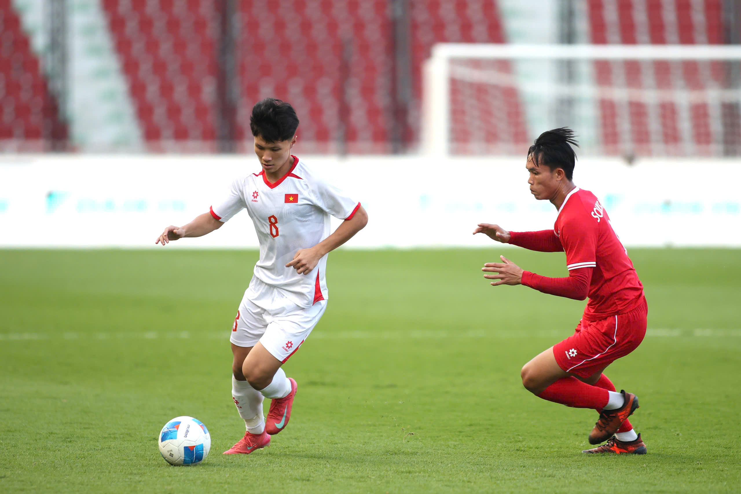 U.23 Việt Nam mất cặp tiền vệ trung tâm tốt nhất, ông Kim có bối rối…- Ảnh 2.