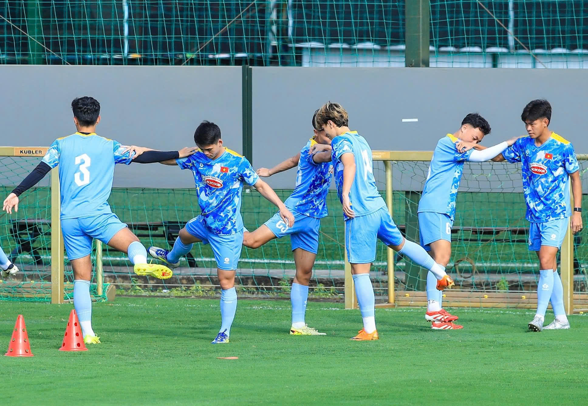 U.23 Việt Nam tự tin giong buồm ra biển lớn, hôm nay thử lửa cùng ‘quân xanh’ U.23 Syria - Ảnh 1. U.23 Việt Nam tự tin giong buồm ra biển lớn, hôm nay thử lửa cùng ‘quân xanh’ U.23 Syria - Ảnh 1.