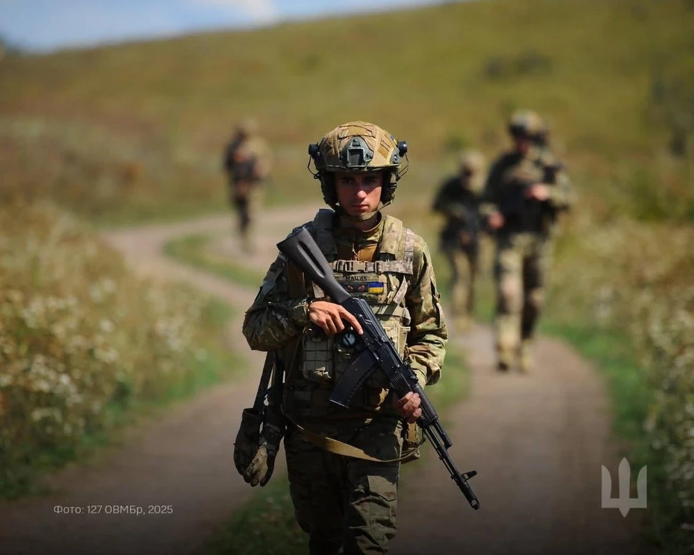 Ukraine muốn xuất khẩu vũ khí giữa thời chiến, lợi hay hại?