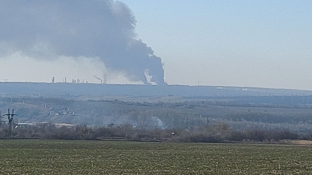 Ukraine phóng loạt hỏa lực qua biên giới, dồn dập tập kích lãnh thổ Nga - 1