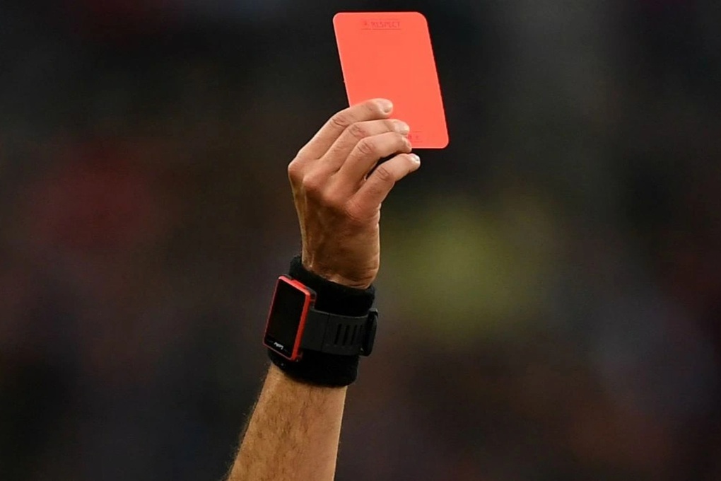 Ủy ban Chứng khoán “tuýt còi” 4 công ty, VietCredit bị phạt 880 triệu đồng - 1