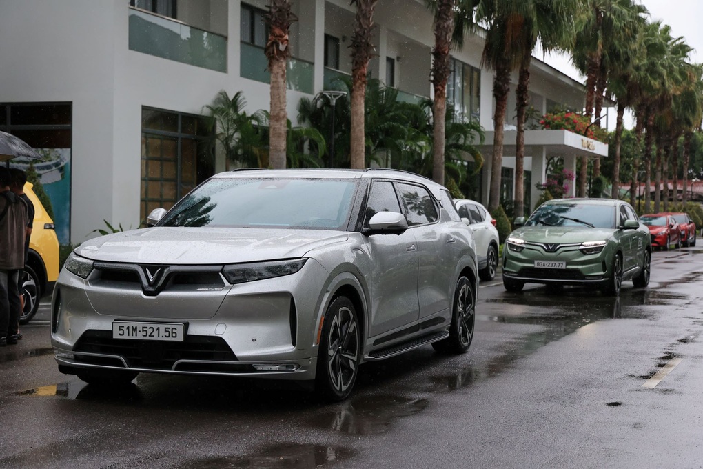 VF 9: Tiện nghi ngang tầm xe sang, chi phí tối ưu dài hạn - 1