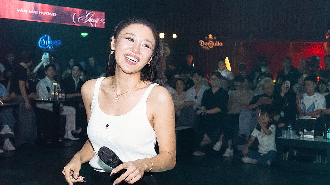 Văn Mai Hương giới thiệu album "Giai nhân"