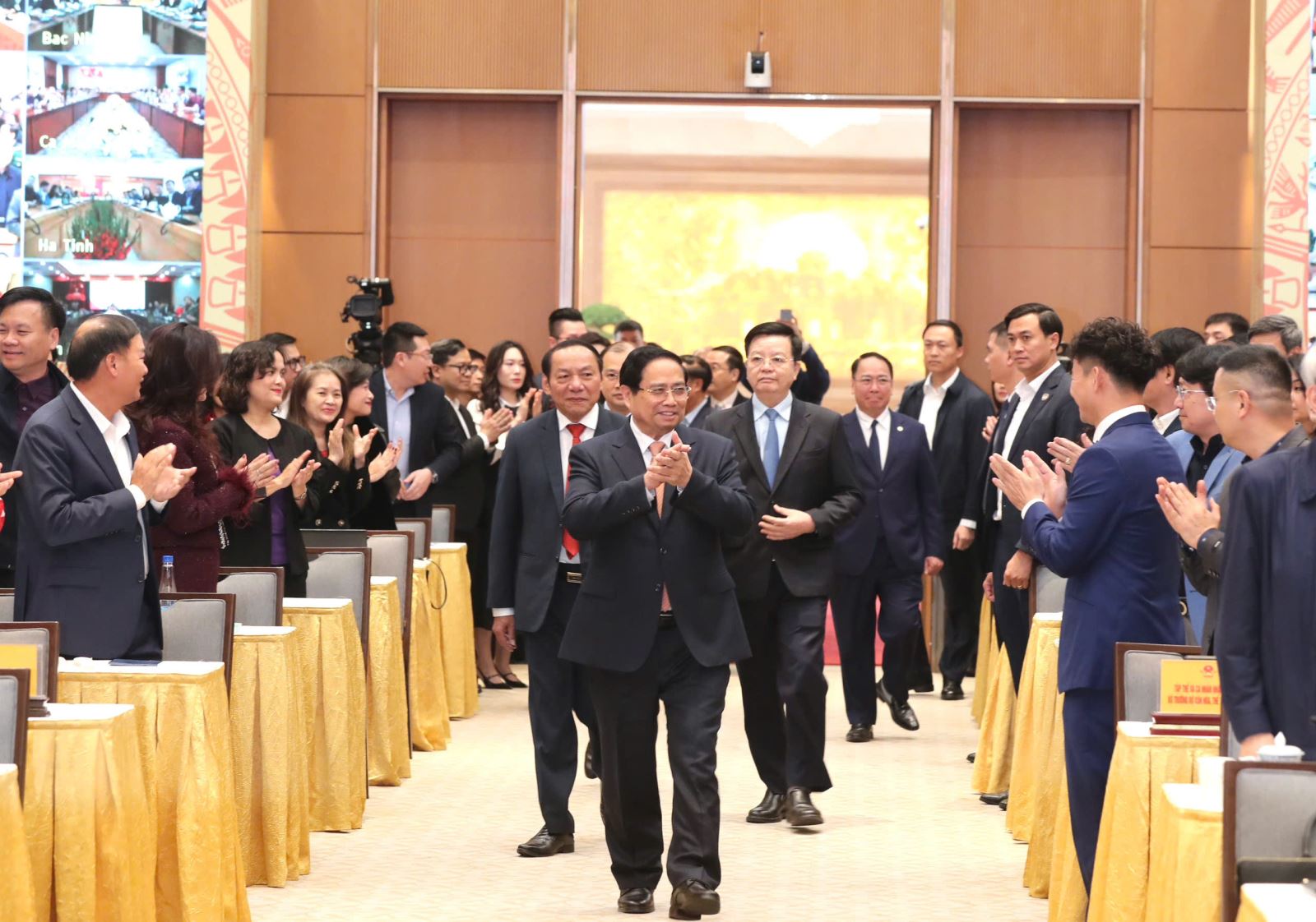 Văn hóa đã từng bước 