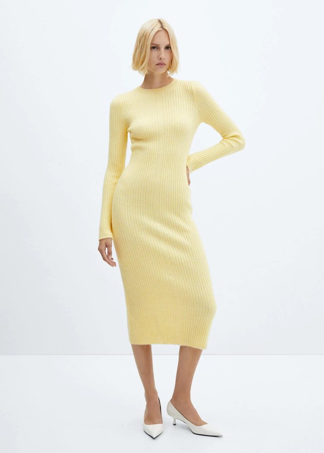 Váy len ôm body tôn dáng mà vẫn ấm áp cho thời điểm giao mùa- Ảnh 1. Váy len ôm body tôn dáng mà vẫn ấm áp cho thời điểm giao mùa- Ảnh 1.