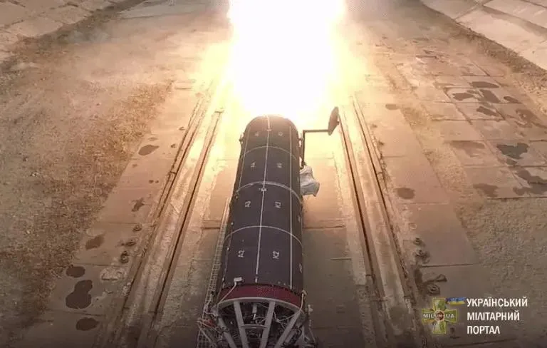 1112 Bức màn bí ẩn về tên lửa đạn đạo Sapsan mới được ông Zelensky nhắc tên.jpg