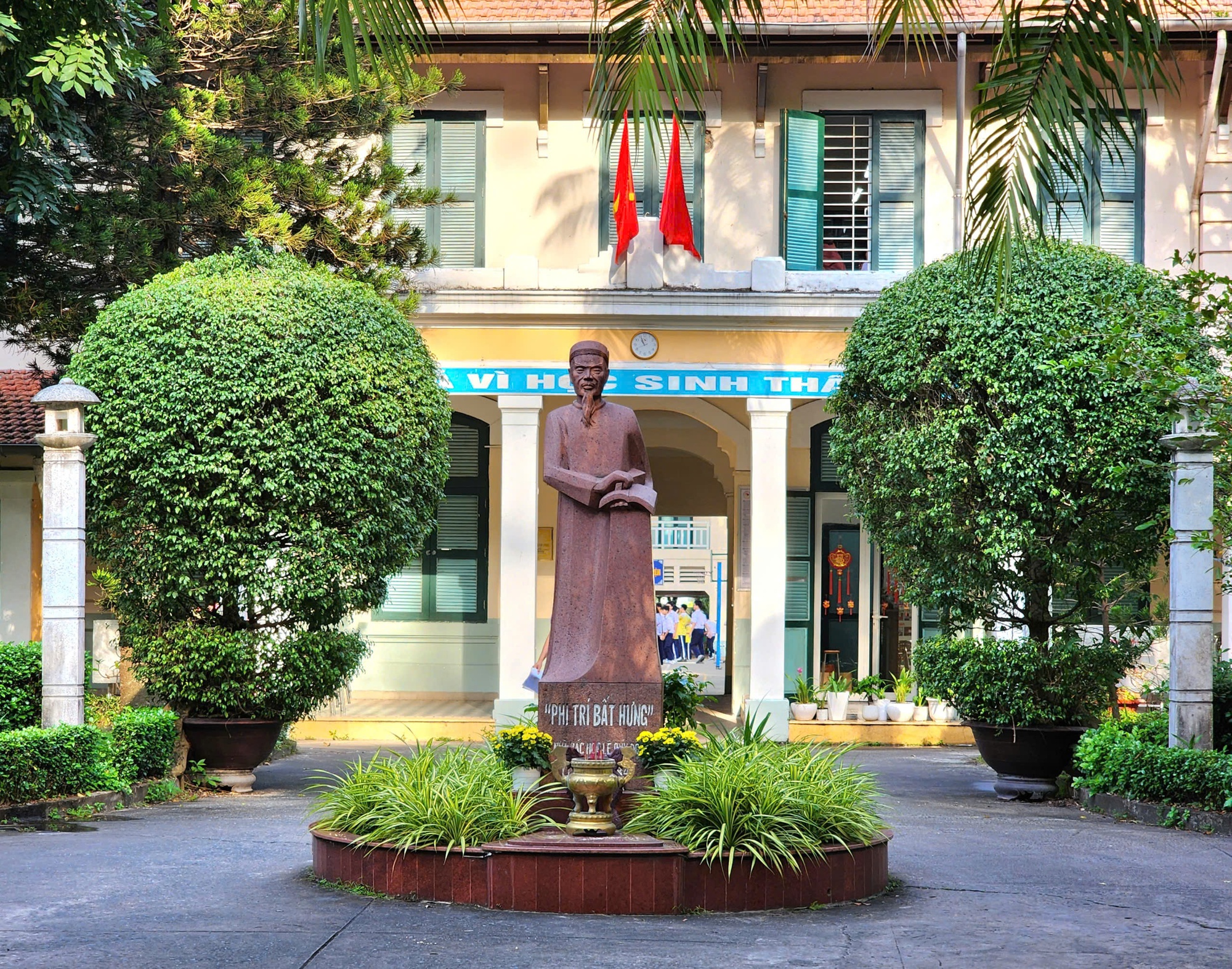 Tinh tú Đất Việt: Vị ngôn quan cương trực- Ảnh 1. Tinh tú Đất Việt: Vị ngôn quan cương trực- Ảnh 1.